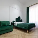 Garibaldi 125 بيت ضيافة نابولي