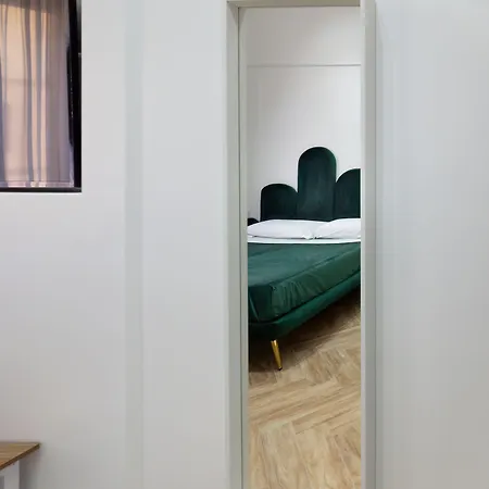 Garibaldi 125 Гостевой дом 4*
