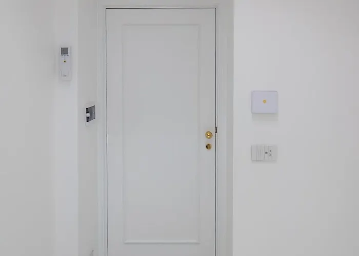 Garibaldi 125 Гостевой дом Неаполь