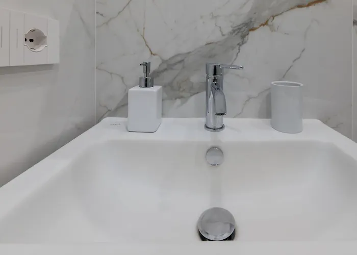 Гостевой дом Garibaldi 125 4*