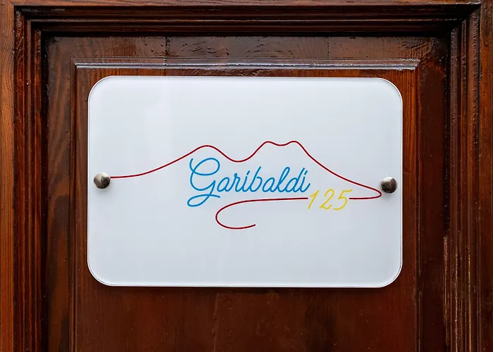 Garibaldi 125 Неаполь