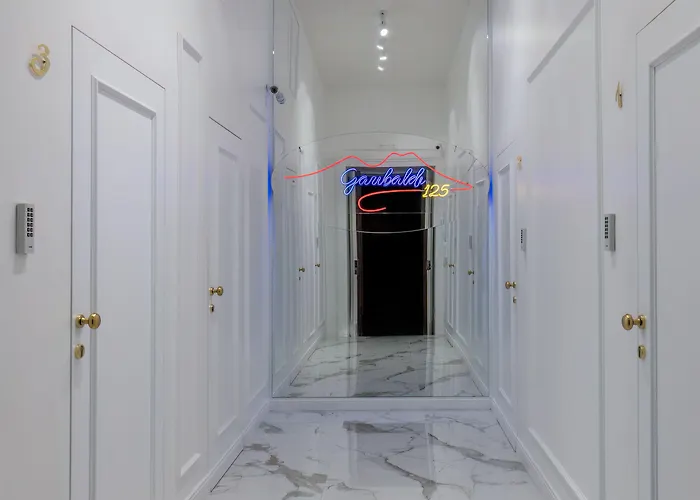 Garibaldi 125 Гостевой дом 4*